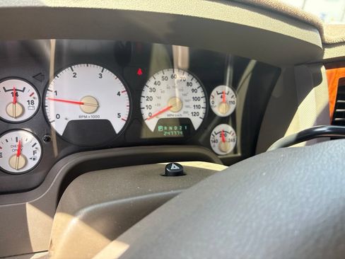 Used 2006 Dodge Ram 3500 Truck SLT AWD/4WD image 5