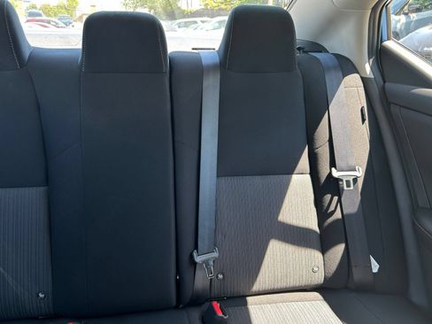 Used 2025 Nissan Sentra SV FWD image 32