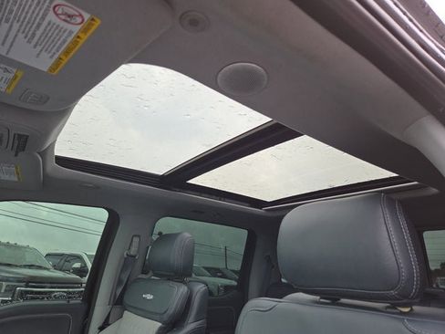 Used 2024 Ford F450 Limited w/ FX4 Off-Road Package image 9