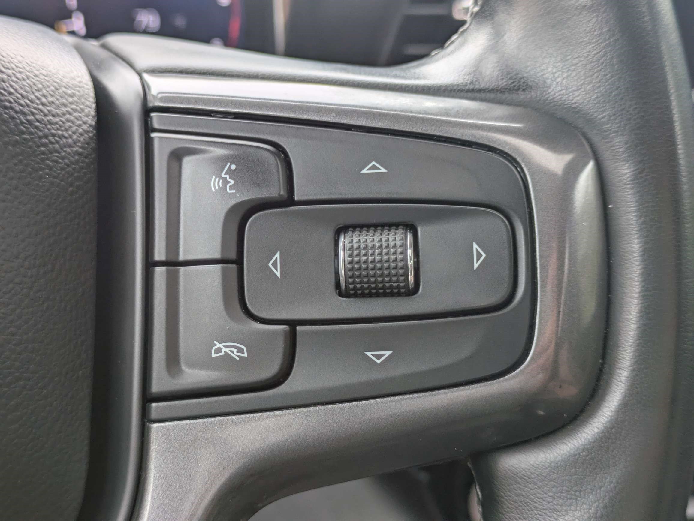 Used 2024 Chevrolet Silverado 2500 High Country w/ High Country Premium Package AWD/4WD image 25