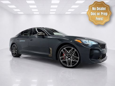 Used 2022 Kia Stinger GT1 AWD/4WD image 3