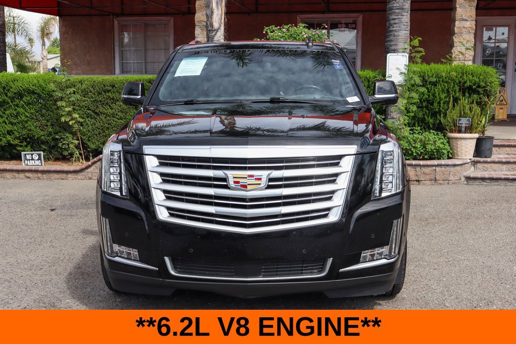 Used 2019 Cadillac Escalade Platinum AWD/4WD image 3