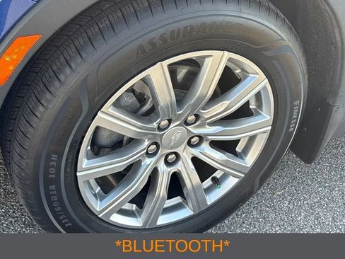 Certified 2023 Cadillac XT4 Premium Luxury w/ Enhanced Visibility Package FWD image 6