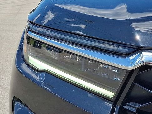 Certified 2025 Honda Pilot Touring image 29