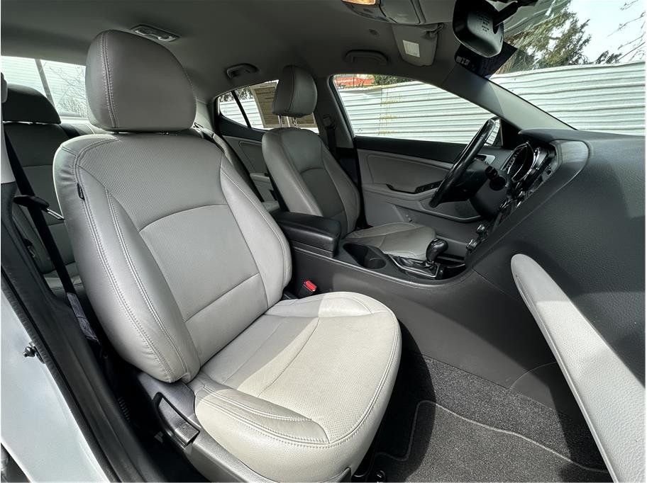 Used 2013 Kia Optima EX FWD image 22
