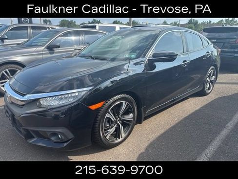 Used 2018 Honda Civic Touring image 5