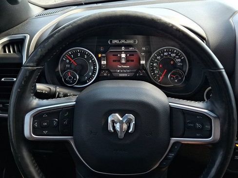 Used 2019 RAM 1500 Big Horn AWD/4WD image 23