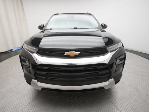 Used 2023 Chevrolet TrailBlazer LT FWD image 11
