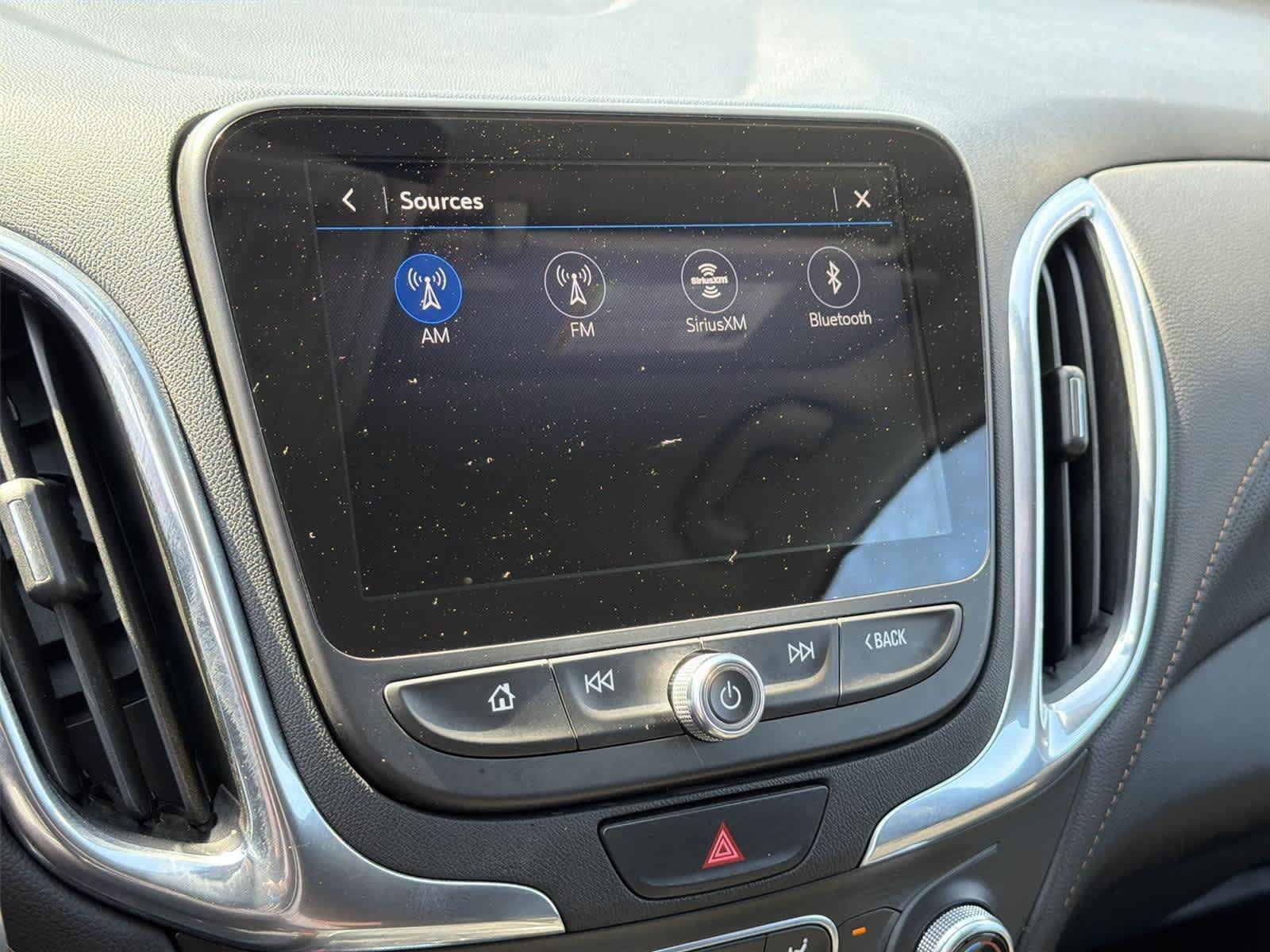 Used 2021 Chevrolet Equinox Premier FWD image 17