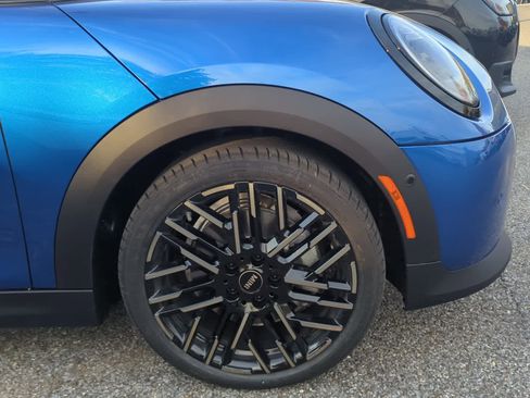 Used 2025 MINI Cooper S image 5