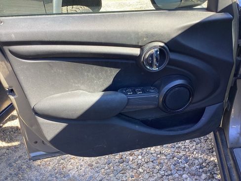 Used 2020 MINI Cooper 4-Door Hardtop image 8