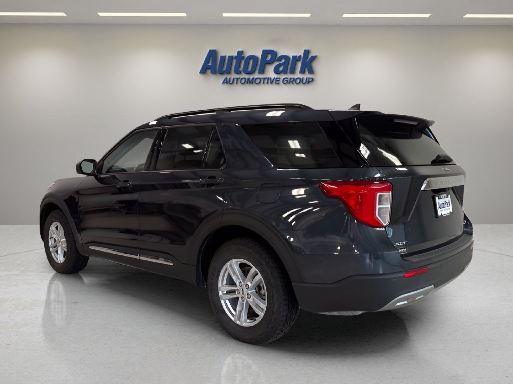 Used 2023 Ford Explorer XLT w/ Equipment Group 202A AWD/4WD image 5