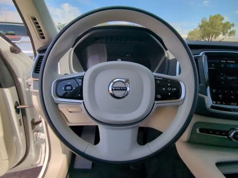 Certified 2025 Volvo XC90 B6 Core AWD/4WD image 25