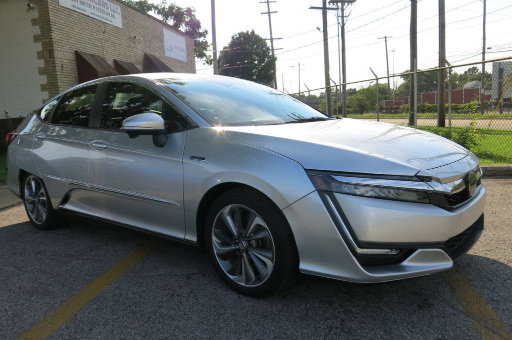 Used 2021 Honda Clarity Plug-In Hybrid image 1