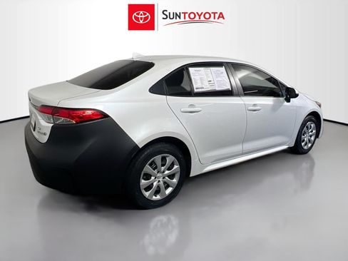 Used 2024 Toyota Corolla LE FWD image 4