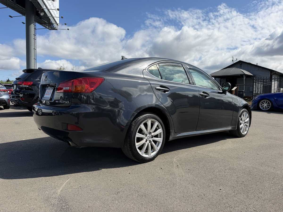 Used 2008 Lexus IS 250 AWD w/ Luxury Pkg image 8