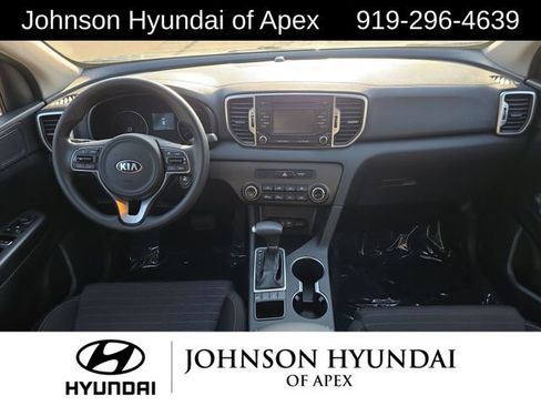 Used 2018 Kia Sportage LX image 18