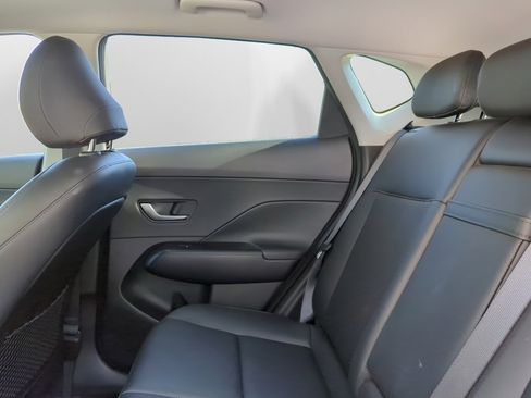 Certified 2025 Hyundai Kona Limited image 3