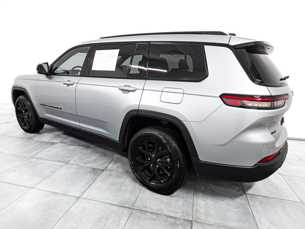 Used 2024 Jeep Grand Cherokee L Laredo AWD/4WD image 5
