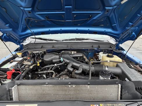 Used 2016 Ford F450 XL w/ Snow Plow Prep Package image 34