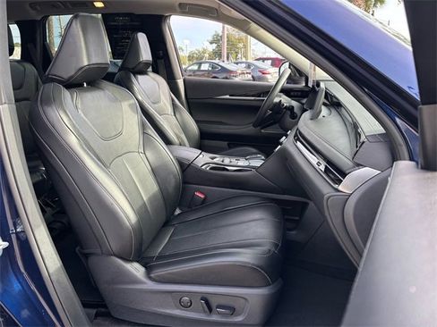 Certified 2024 INFINITI QX60 Pure image 24