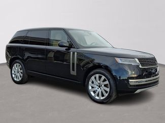 New 2026 Land Rover Range Rover Long Wheelbase SE video 2