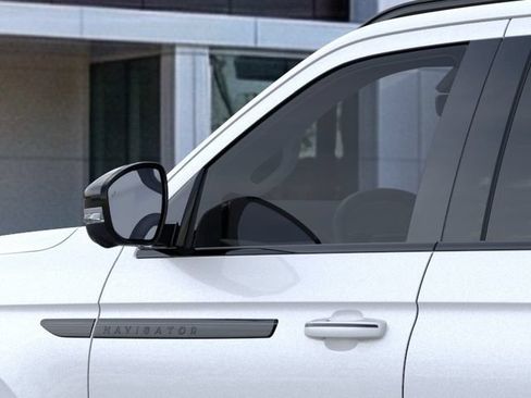 New 2026 Lincoln Navigator L Reserve w/ Jet Appearance Package AWD/4WD image 21