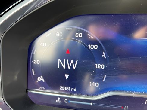 Used 2024 Chevrolet Silverado 1500 LT image 20