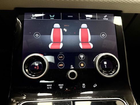 Used 2018 Land Rover Range Rover Velar S AWD/4WD image 28