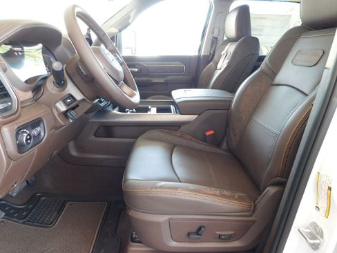 New 2025 RAM 3500 Longhorn image 8