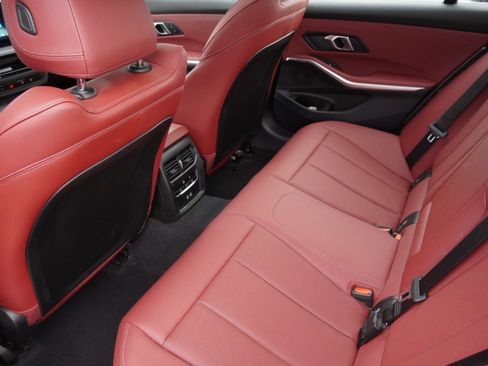 Used 2025 BMW 330i Sedan RWD image 34