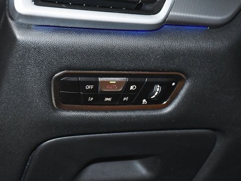 Used 2023 BMW X6 xDrive40i w/ M Sport Package image 19