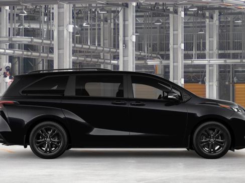 New 2026 Toyota Sienna XSE image 12