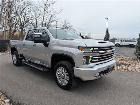 Used 2022 Chevrolet Silverado 3500 High Country w/ Z71 Off-Road Package image 7