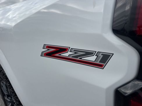 Used 2024 Chevrolet Colorado Z71 w/ Advanced Trailering Package image 30