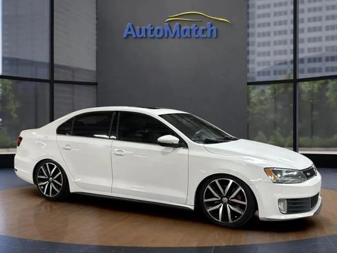 Used 2012 Volkswagen Jetta GLI Autobahn image 12