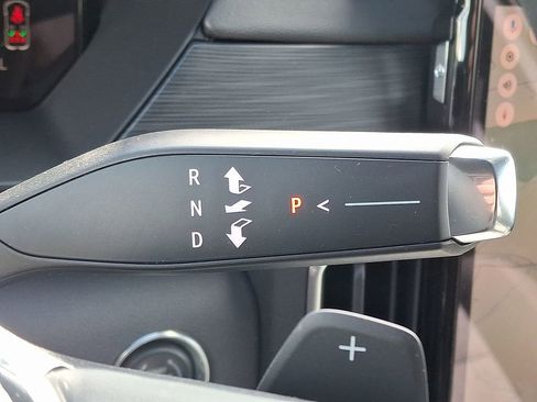 New 2025 GMC Acadia Elevation FWD image 12