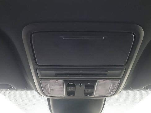 Certified 2023 Honda Odyssey Sport image 33