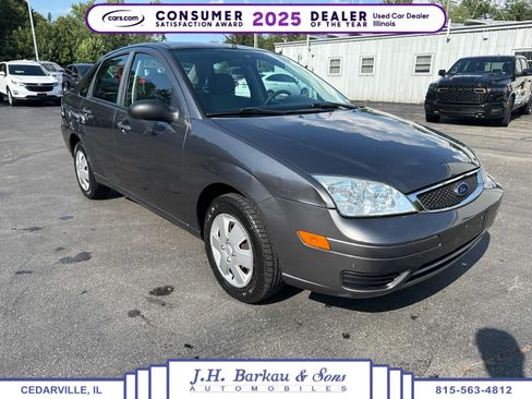Used 2007 Ford Focus S FWD image 1