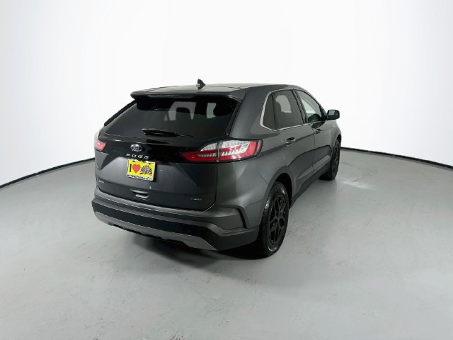 Used 2024 Ford Edge SEL AWD/4WD image 9