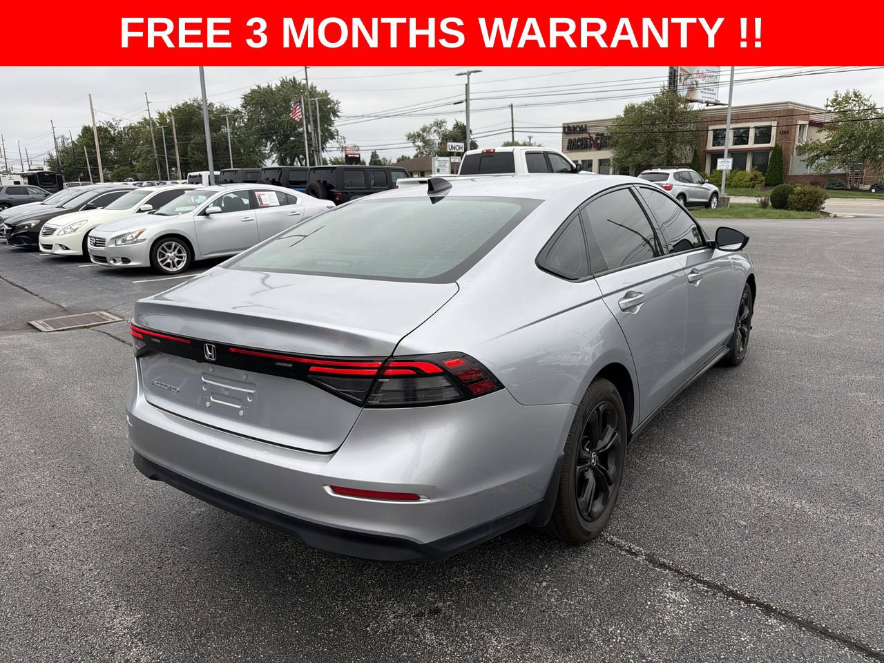 Used 2025 Honda Accord SE image 30