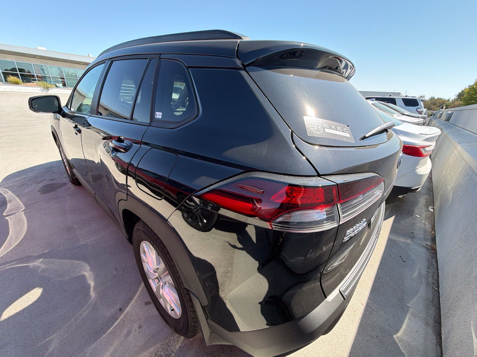 Used 2026 Toyota Corolla Cross LE FWD image 6