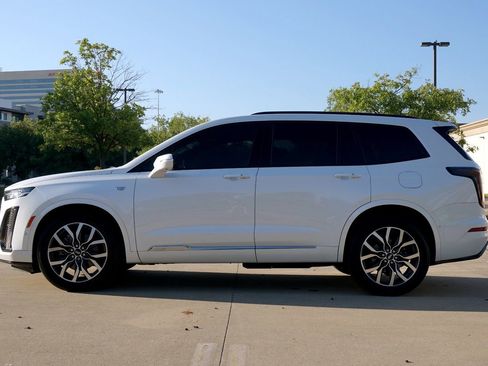 Used 2021 Cadillac XT6 Sport image 15
