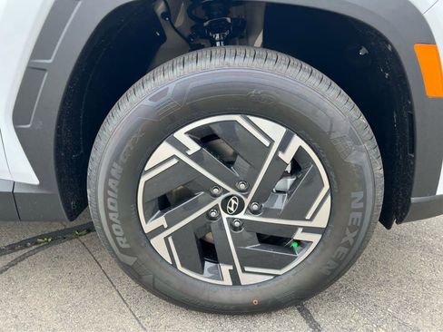 New 2026 Hyundai Tucson Blue SE AWD/4WD image 16