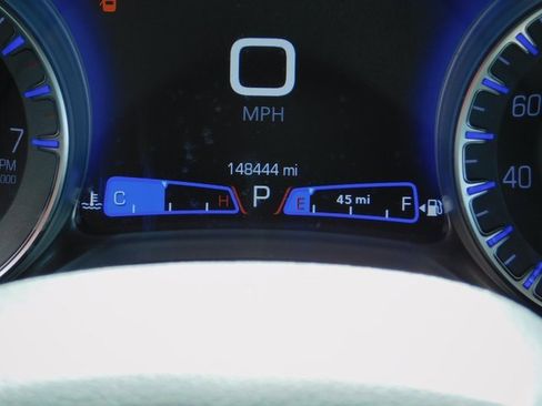 Used 2019 Chrysler 300 Limited w/ Safetytec Plus Group image 17