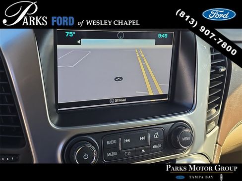 Used 2020 Chevrolet Suburban LT image 24