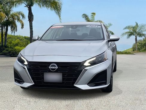 Certified 2023 Nissan Altima 2.5 SV image 6