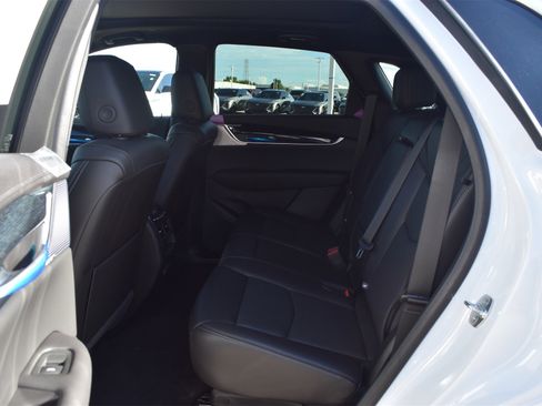 New 2025 Cadillac XT5 Premium Luxury image 19