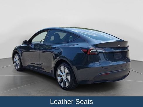 Used 2024 Tesla Model Y Long Range AWD/4WD image 5