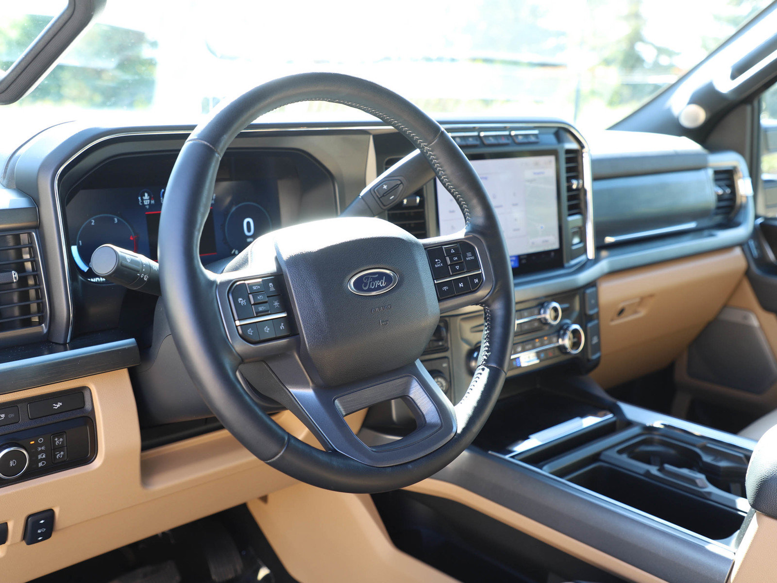 Used 2024 Ford F350 Lariat w/ Lariat Ultimate Package AWD/4WD image 20